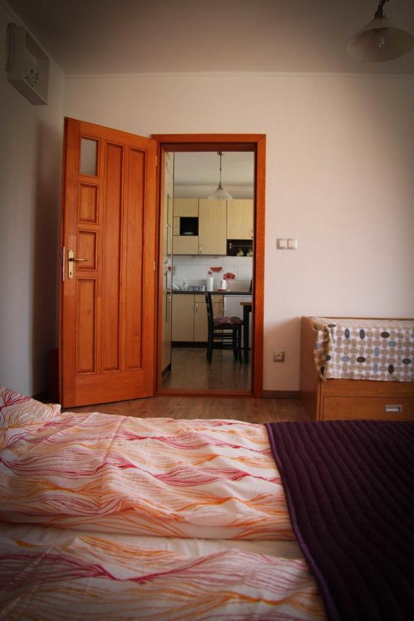 Oázis Apartmanok Mórahalom Habitación foto